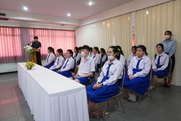 โรงเรียนปรีชานุศาสน์
